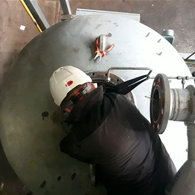 В октябре 2019г. специалистами ООО «ПНПК» проводился ремонт винтовых компрессорных агрегатов GRASSO SP1 XCB-2A (2шт.), расположенных на производственной площадке в Воронежской области.